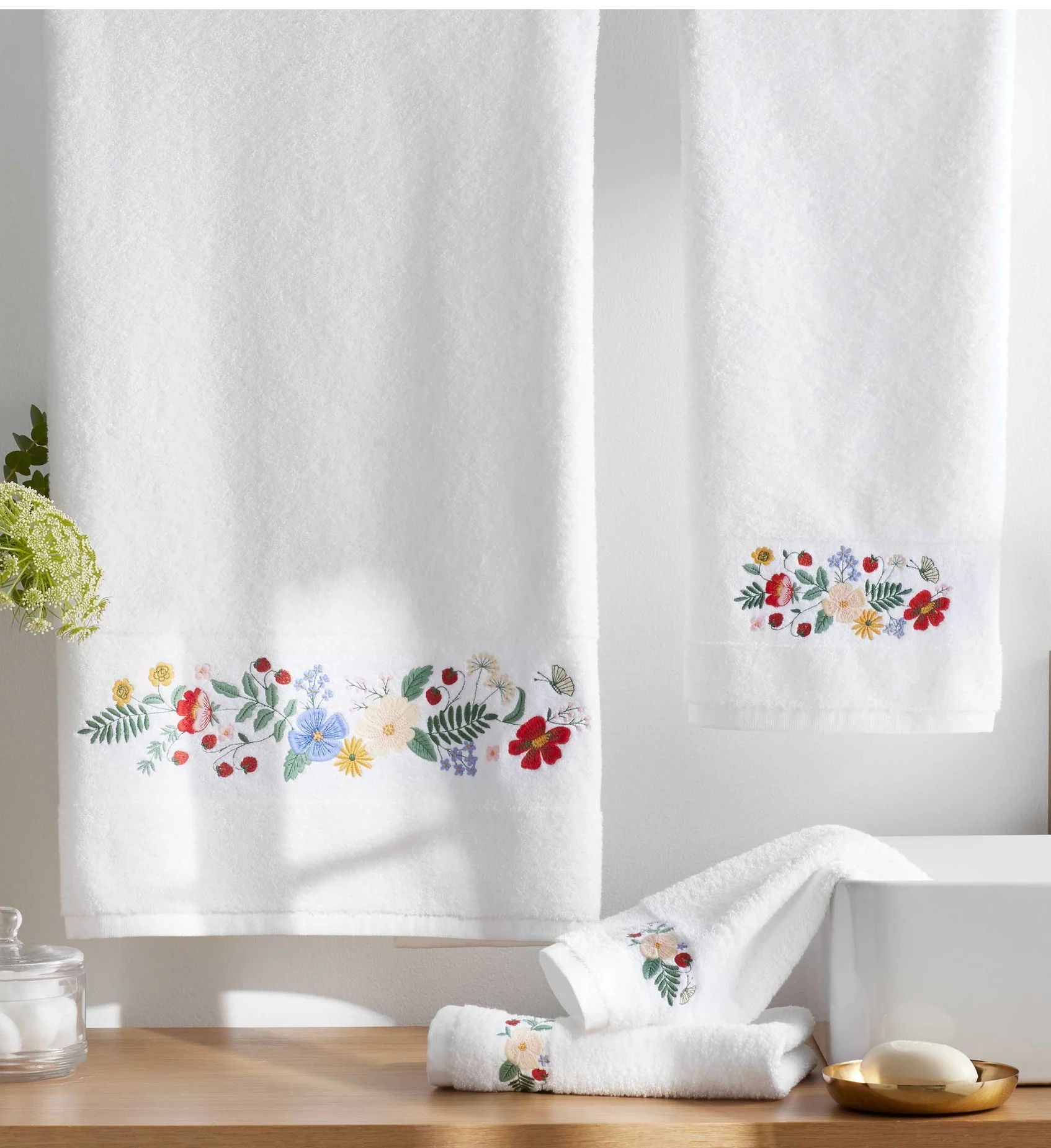 Embroidered Hand Towel - Strawberry Fields - Image 2
