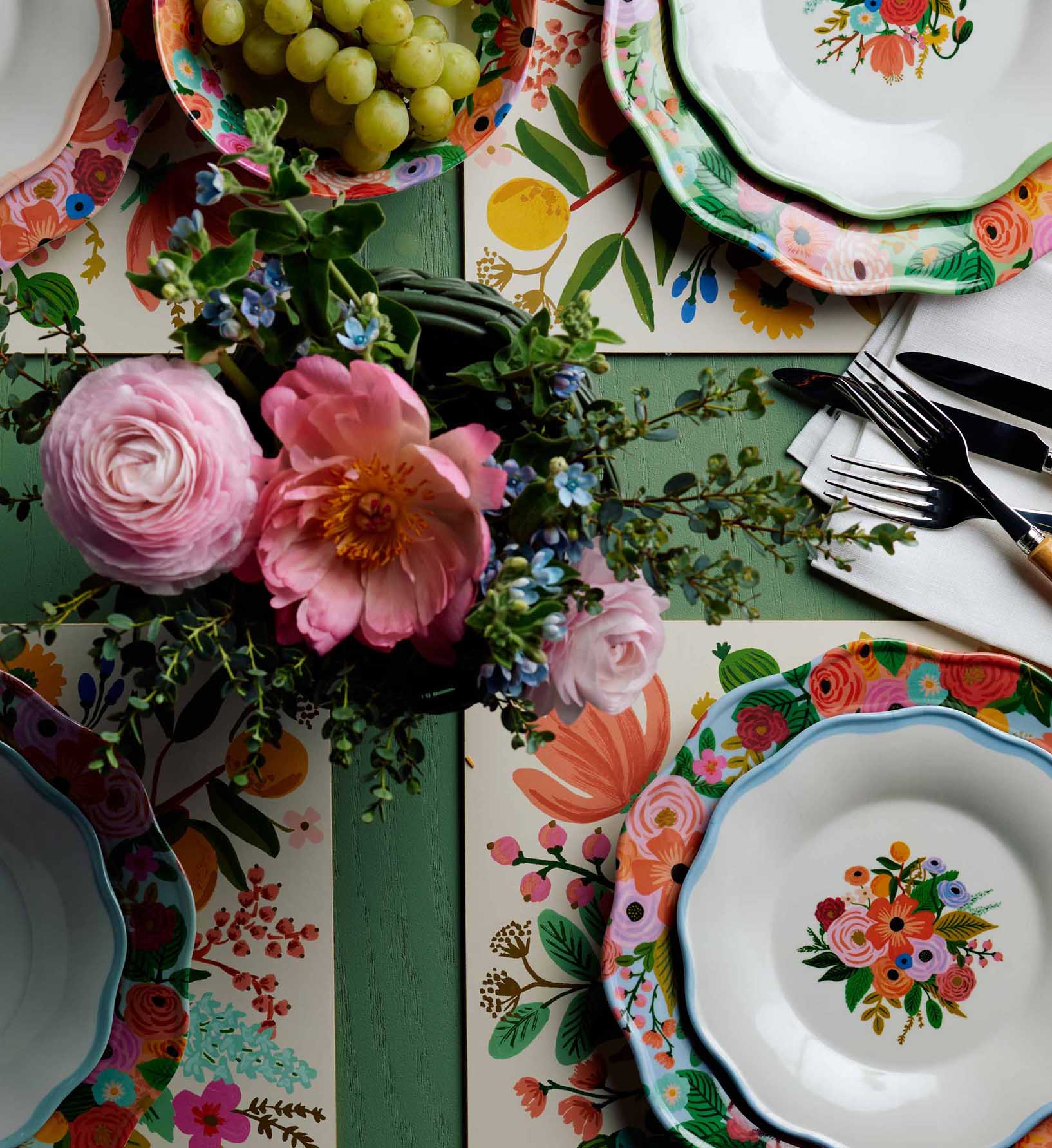Melamine Assorted Dinner Plates - Garden Party - Image 2