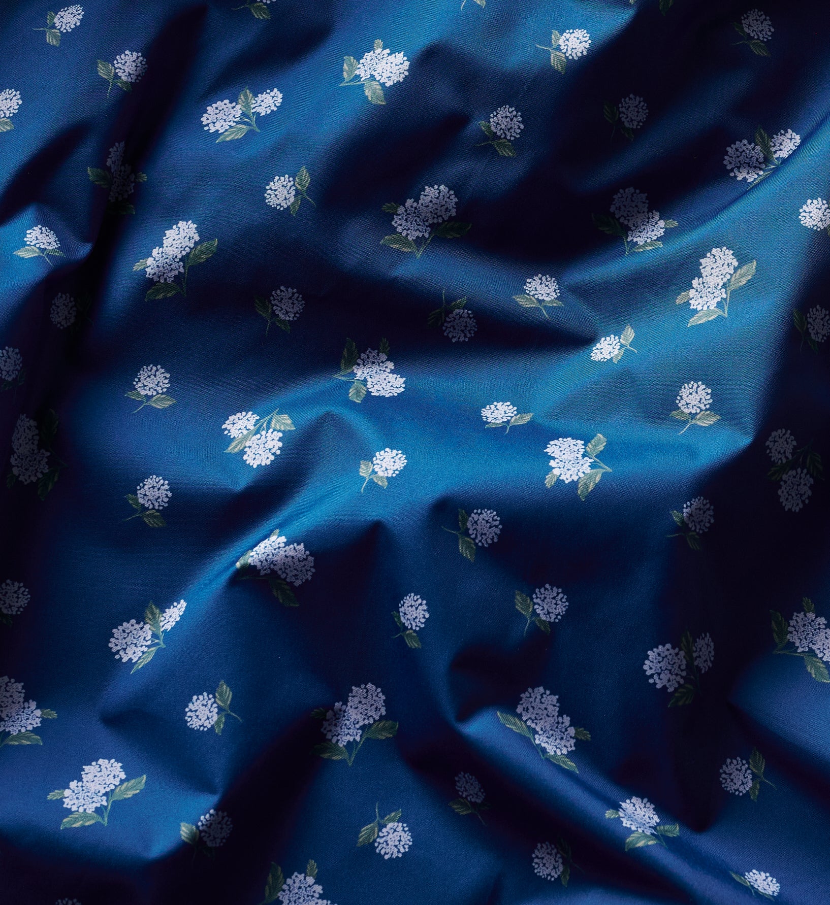 Packable Rain Poncho - Ditsy Hydrangea - Image 4